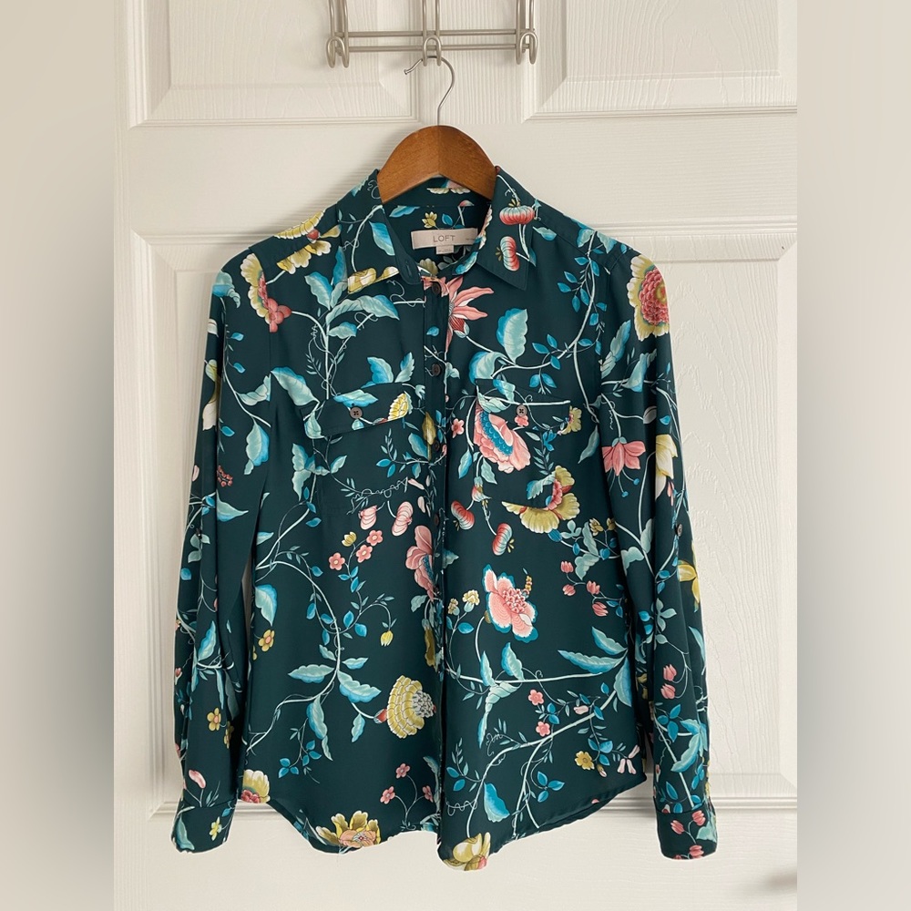 Women’s Loft Longsleeve Blouse
